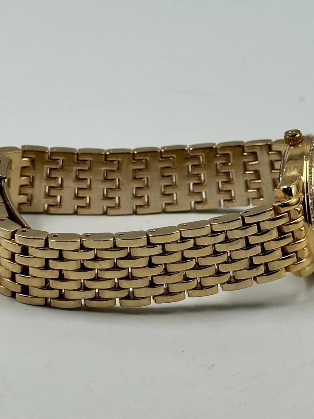 August Steiner Watch Women Gold Tone Blue Mother of Pearl Dial New Battery